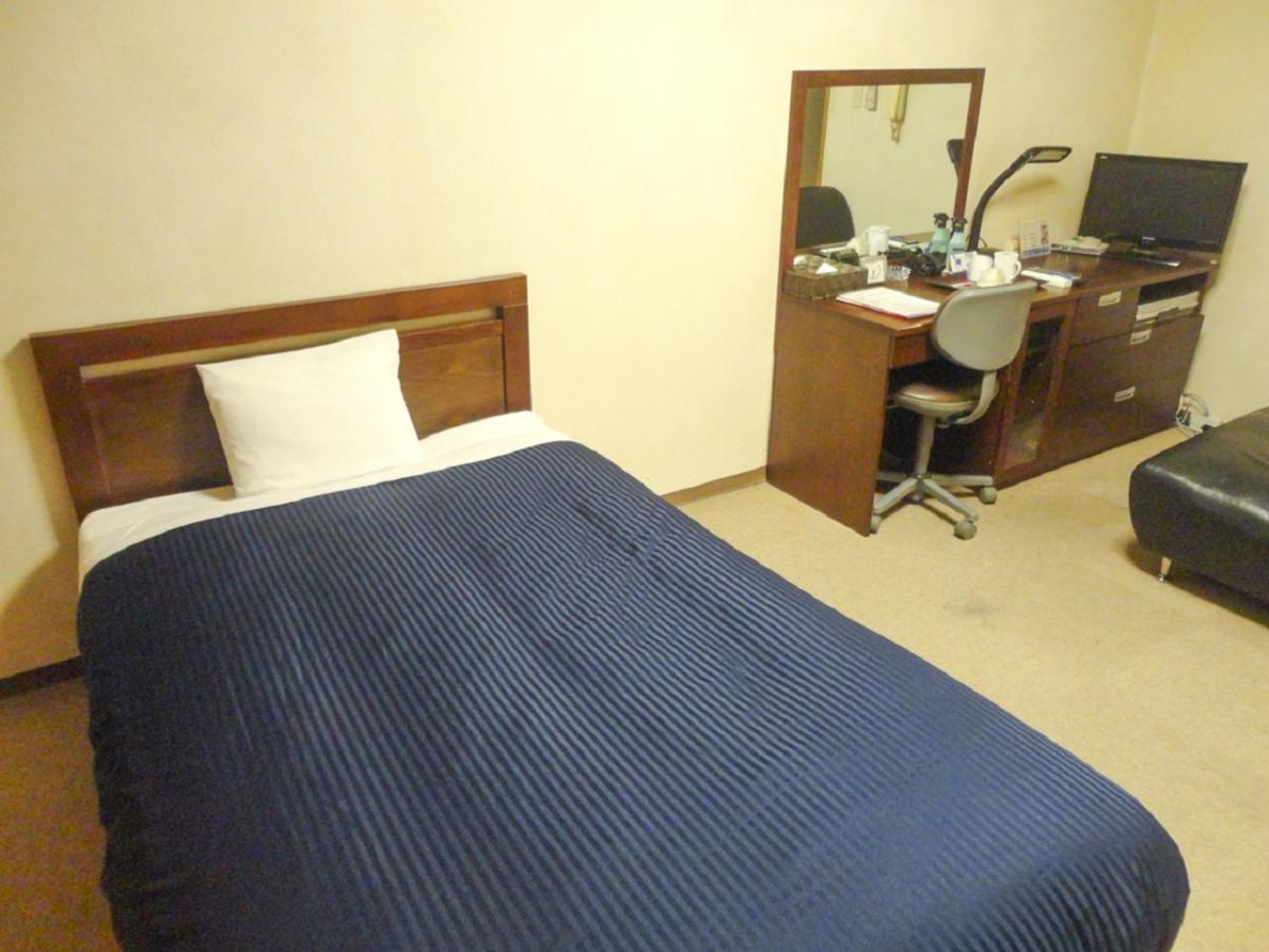 Hotel Livemax Budget Nagoya Bagian luar foto
